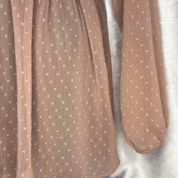 Torrid 0 Blush Pink Women’s U.S. 12 Textured Keyhole with Tie Long Sleeve Blouse - Picture 4 of 7